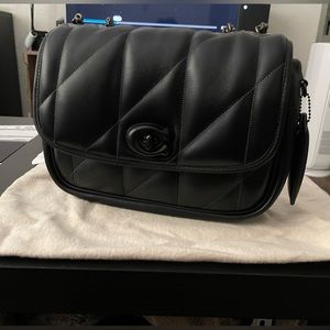 Coach Pillow Madison - Black/Pewter